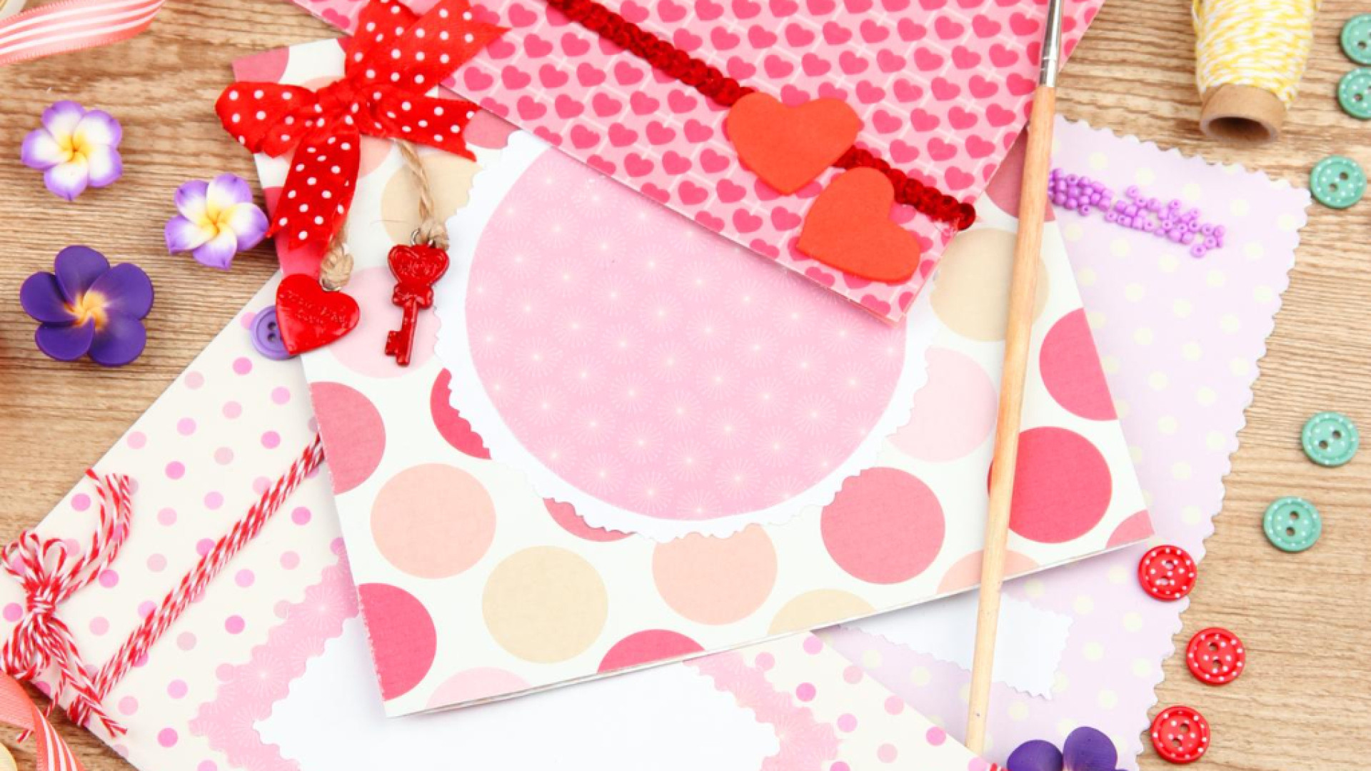 Scrapbooking : comment se lancer dans ce loisir créatif qui captivent de plus en plus de passionnés ?